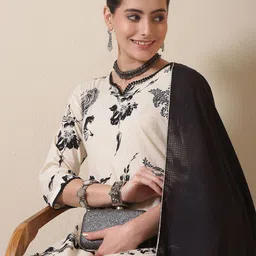 Anouk Printed Printed Notch Neck Pure Cotton Kurta With Palazzo & Dupatta-picture-26