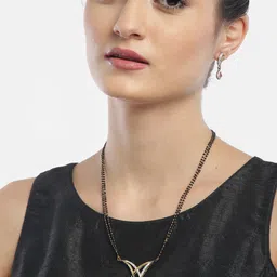 YouBella Black & Pink Gold-Plated Beaded & Stone-Studded Mangalsutra & Earrings Set-image-8