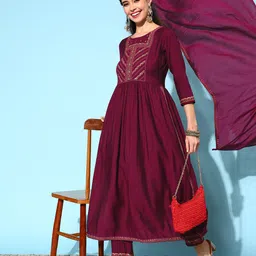 Sangria Floral Yoke Design Pleated Sequinned Kurta with Trousers & Dupatta-picture-38