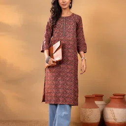 Varanga Floral Printed Round Neck Thread Work Straight Kurta-picture-42