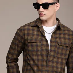 Roadster Men Checked Pure Cotton Casual Shirt-image-66