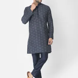 DEYANN Men Navy Blue Ethnic Motifs Printed Kurta with Pyjamas-image-88