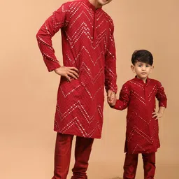 VASTRAMAY Boys Embroidered Regular Mirror Work Kurta & Pyjamas-picture-1