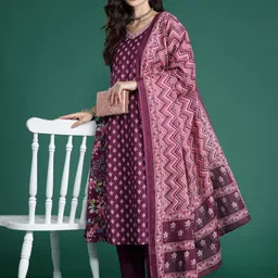 Indo Era Floral Printed  Gotta Patti Pure Cotton Kurta With Trousers & Dupatta-27