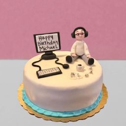 Workoholic Theme Fondant Cake-image-71