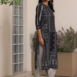 Libas Floral Printed Keyhole Neck Regular Straight Kurta With Salwar With Dupatta image 3