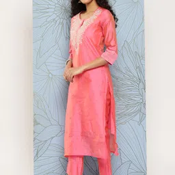 Varanga Yoke Design Regular Sequinned Chanderi Silk Kurta with Trousers & With Dupatta image 2