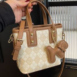 StyleCast PU Structured Handheld Bag with Applique-6