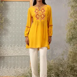 Lakshita Women Geometric Embroidered Top-image-71