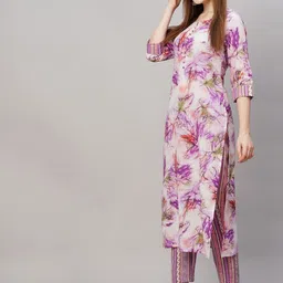 DIVASTRI Floral Printed Notch Neck Straight Kurta With Trousers-33