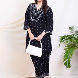 DEEBACO Printed Tunic With Palazzo Co-Ords-43