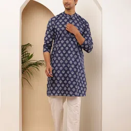 MULTI SHADES Men Polka Dots Printed Thread Work Pastels Kurta-image-4