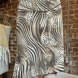 StyleCast x Revolte Self Design A-Line Midi Skirt-picture-10
