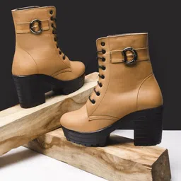 JM Looks Women Block-Heeled Chunky Boot-46