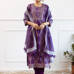 NIZA FASHION Women Floral Yoke Design Regular Kurta with Trousers & With Dupatta-image-5