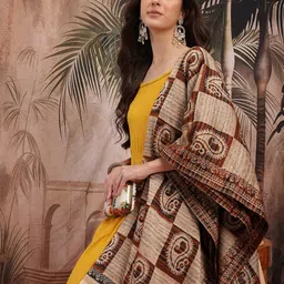 Sangria Ethnic Motifs Woven Design Pure Wool Ethnic Shawl with Fringed Border-picture-27