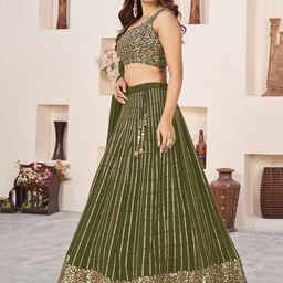 DIVASTRI Embellished Sequinned Semi-Stitched Lehenga & Unstitched Blouse With Dupatta image 3
