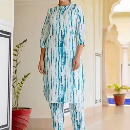 KALINI Abstract Printed Straight Kurta with Trousers-12