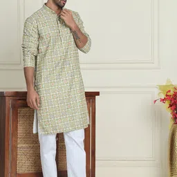 Anouk Olive Green Floral Printed Sequinned Mandarin Collar Kurta With Pyjamas-picture-22