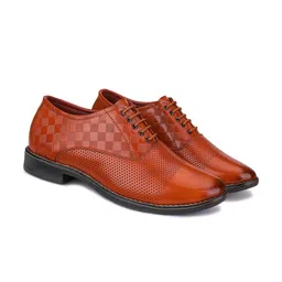 BERSACHE Men Printed Leather Oxfords-image-88