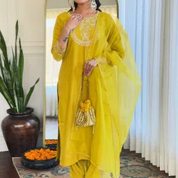VARNI FABRICS Women Ethnic Motifs Embroidered Sequinned Kurta with Trousers & Dupatta-picture-9