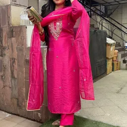 Navlik Floral Embroidered Straight Kurta with Trousers & With Dupatta-picture-3