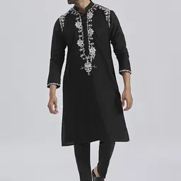 VASTRAMAY Floral Yoke Design Thread Work Mandarin Collar Straight Kurta with Trousers-image-48