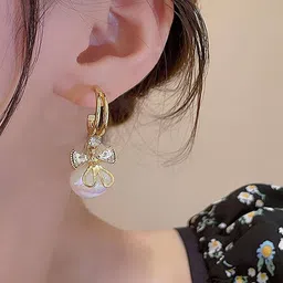 DressBerry Contemporary Hoop Earrings-27