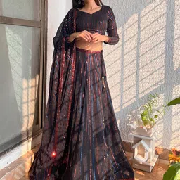 DIVASTRI Embellished Sequinned Semi-Stitched Lehenga & Unstitched Blouse With Dupatta-picture-7