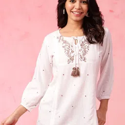 Anouk White Floral Embroidered Thread Work Straight Kurti-image-13