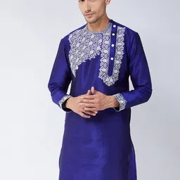 VASTRAMAY Men Floral Embroidered Kurta-image-17