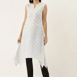 Ethnovog Ethnic Motifs Printed Notched Neck Asymmetric Kurta-29