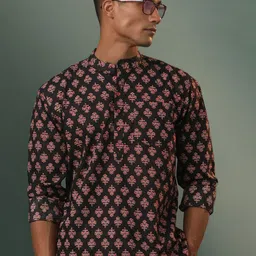 SHVAAS by VASTRAMAY Ethnic Motifs Printed Mandarin Collar Straight Kurta-image-37
