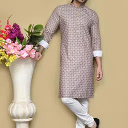 RANAK Men Geometric Printed Flared Sleeves Thread Work Kurta-picture-3