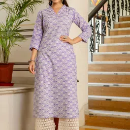 Nayo V Neck Three Quarter Sleeves Printed Cotton Straight Kurta-image-56