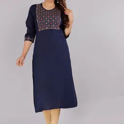 Mehsoos Women Yoke Design Thread Work Kurta-picture-44