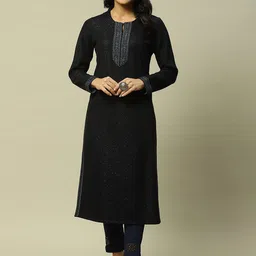 Rangriti Geometric Round Neck Long Sleeves Thread Work Kurta-image-27