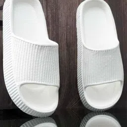 Beeone Men Casual Sliders-picture-31