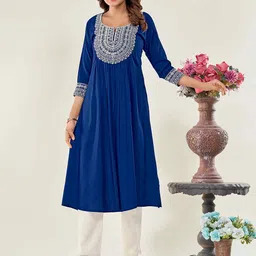 Glomee Yoke Embroidered A-Line Flared Kurta-picture-55