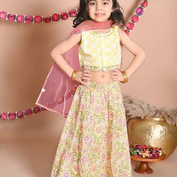 LIL PITAARA Girls Yellow & Pink Printed Pure Cotton Lehenga & Blouse With Dupatta-image-92