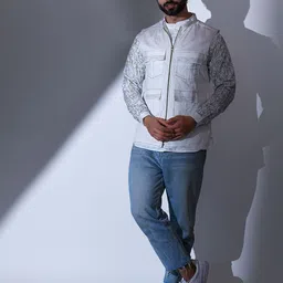 Be Desi Men Embroidered Regular Thread Work Pure Cotton Kurta with Pyjamas-image-8