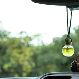 UNO AROMA Real Vanilla Hanging Car Freshener 15ml image 2