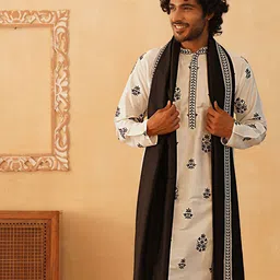 Jompers Floral Embroidered Mandarin Collar Thread Work Silk Kurta With Dupatta-image-50