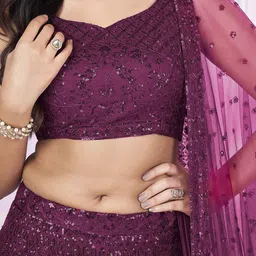 DIVASTRI Embellished Thread Work Semi-Stitched Lehenga & Unstitched Blouse With Dupatta image 5