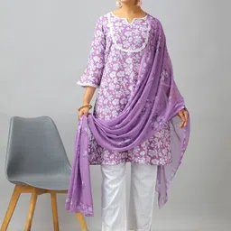 Ethnovog Floral Printed Notch Neck A-Line Kurta With Trousers And Dupatta-6