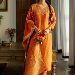 FASHOR Women Floral Embroidered Regular Kurta with Trousers & With Dupatta-image-2