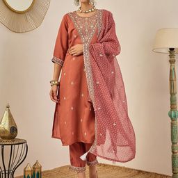 VredeVogel Women Floral Embroidered Regular Sequined Kurta With Trousers & Dupatta-picture-28