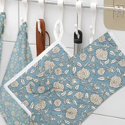 Texstylers Blue& White  4-Pcs Floral Cotton Kitchen Linen Sets-25