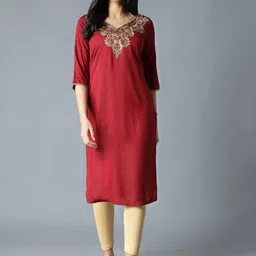 AURELIA Women Red Yoke Design Thread Work Kaftan Kurta-image-99