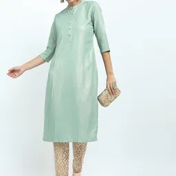 Vishudh Women Green Pathani Kurta-33